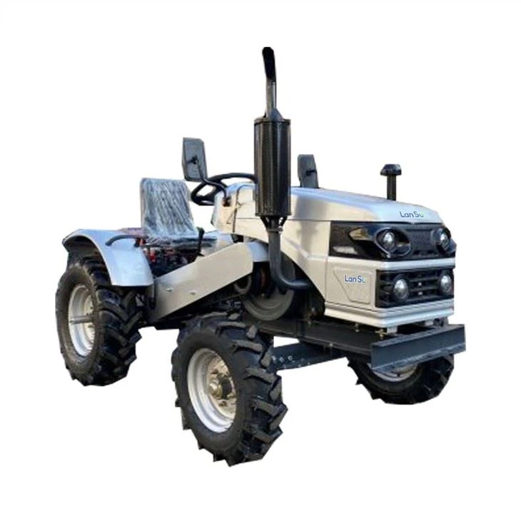 Mali traktor s 15 KM